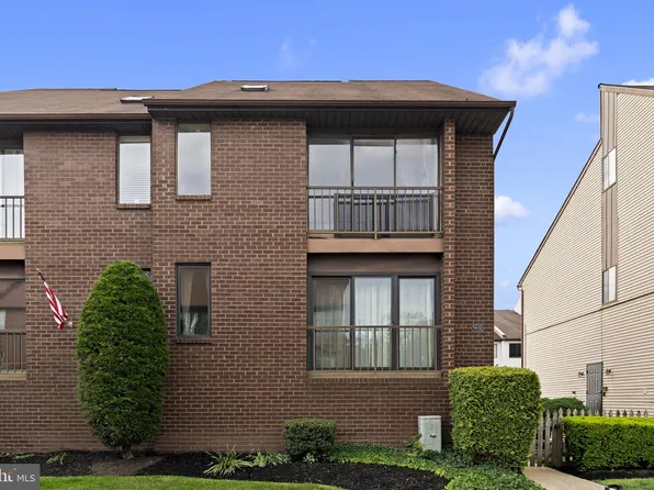 9551 James St #15B, Philadelphia, PA 19114