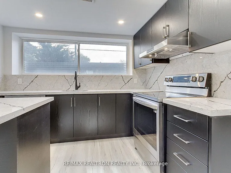 31 Goodman Cres #BSMNT A — Photo 8