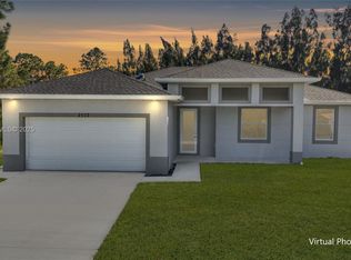 2502 E 14th St, Lehigh Acres, FL 33972