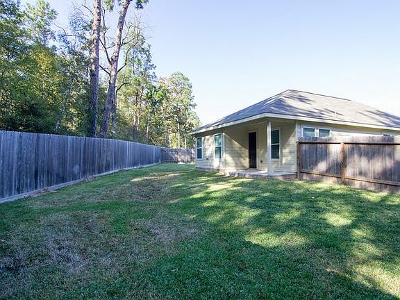 3rd image of 13901 Westfield Dr