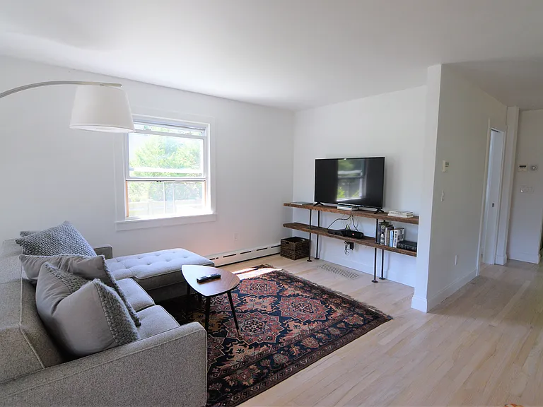 197 Coggeshall Ave — Photo 15