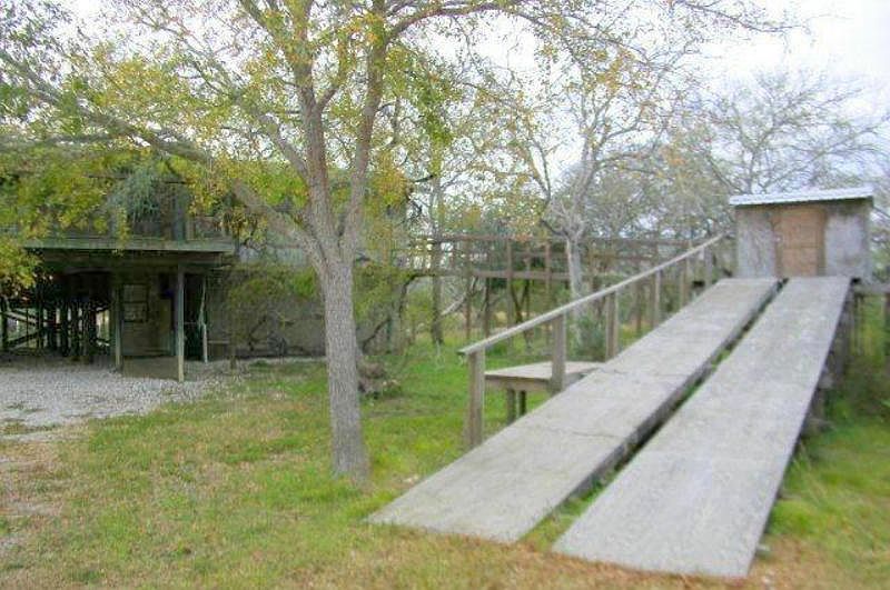 168 Luke Rd, Woodsboro, TX 78393 Zillow