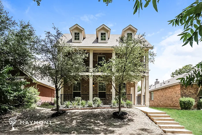 3 bed, 3.5 bath, 2082 sqft, $2,345 — Photo 1