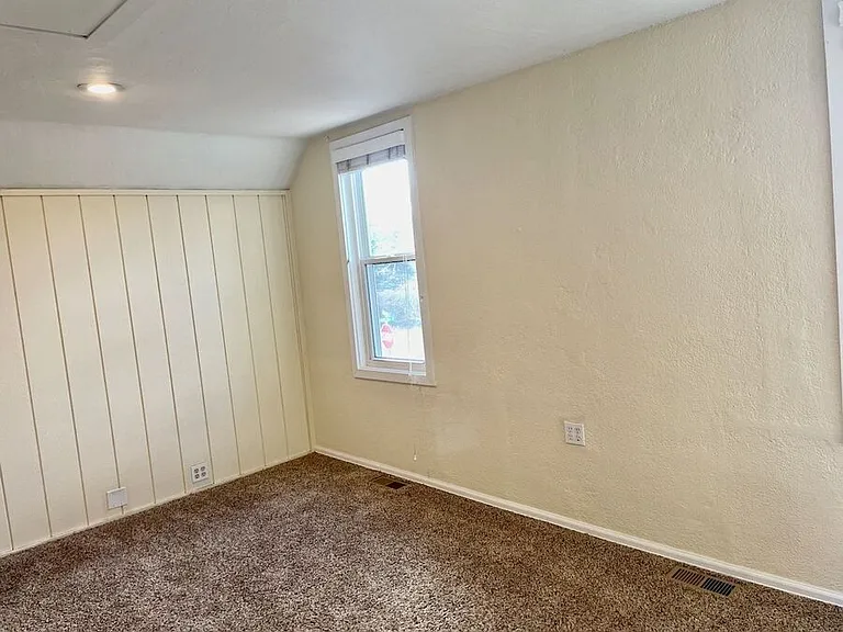 2901 Beacon St #1 — Photo 22