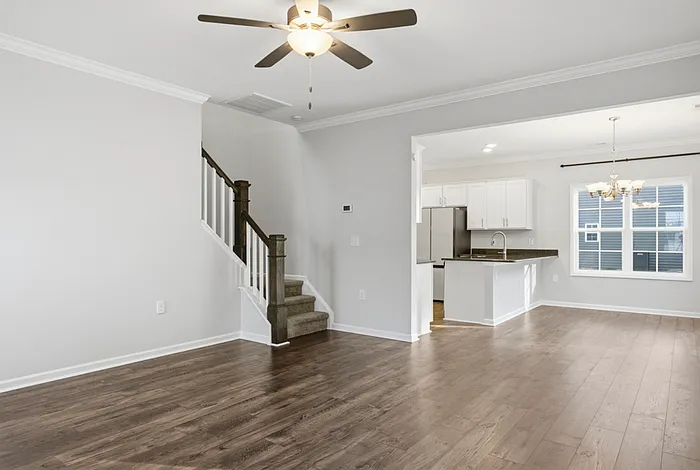 106 Knotts Berry Rd — Photo 12