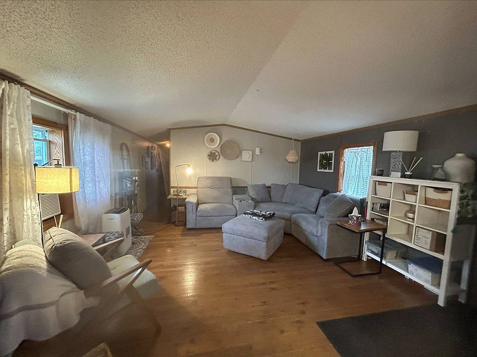 1st image of 3338 Reno Dr #24
