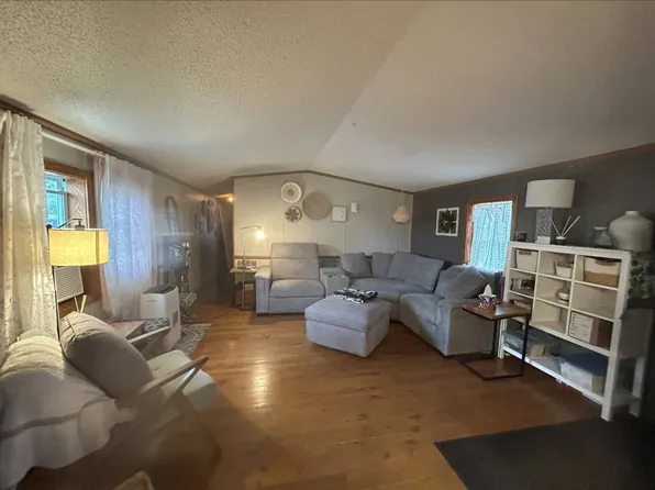 3338 Reno Dr #24, Eau Claire, WI 54703