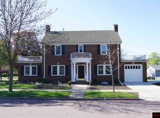 225 S Washington St, New Ulm, MN 56073