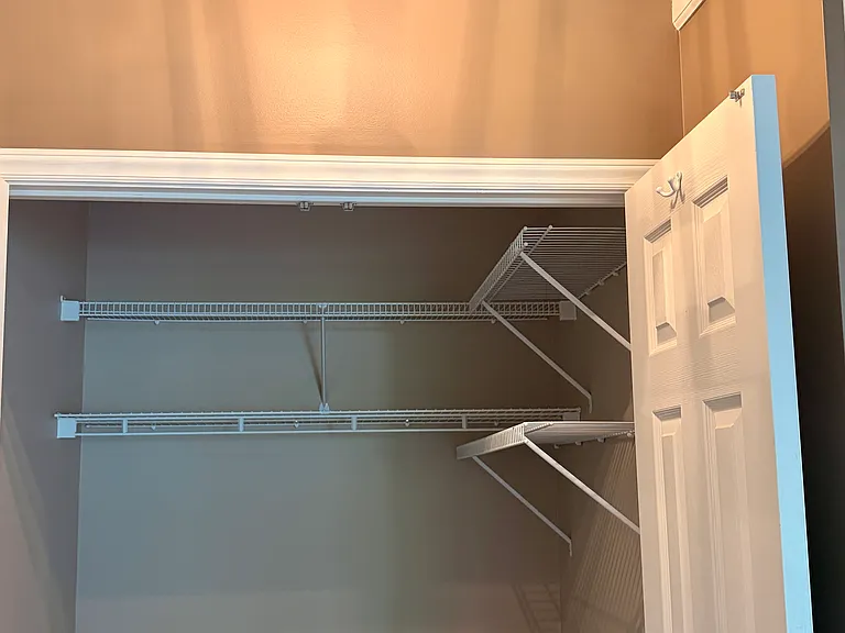 631 Mill Pond Ct — Photo 15