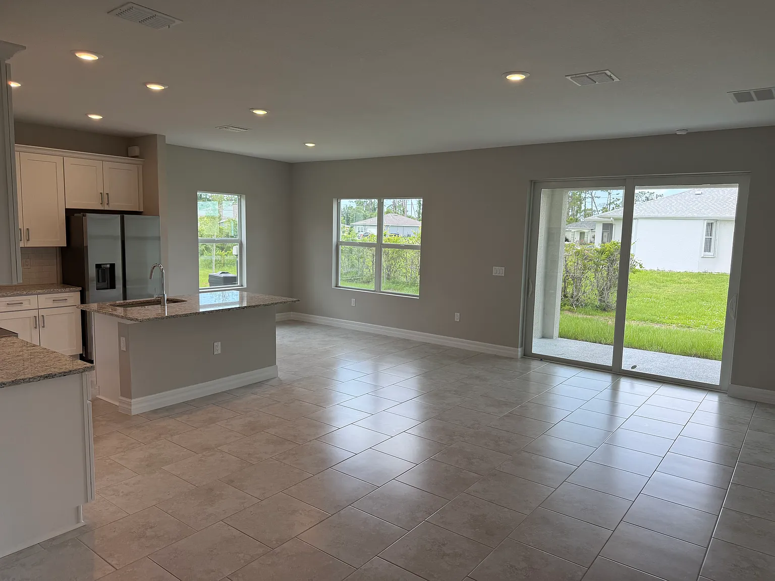 3 bed, 1650 sqft, $2,000 — Photo 4