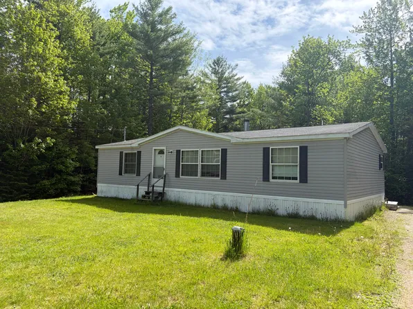 25 Nicole Lane, Benton, ME 04901