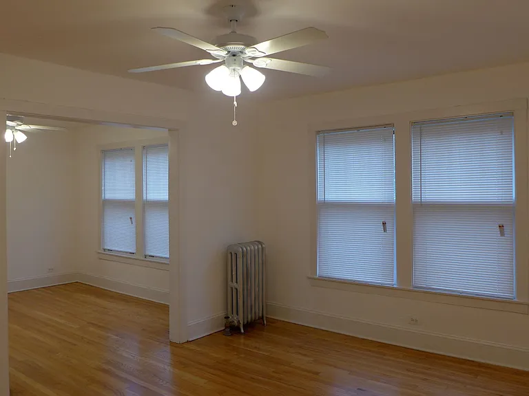 Marshfield Apartments — Photo 4