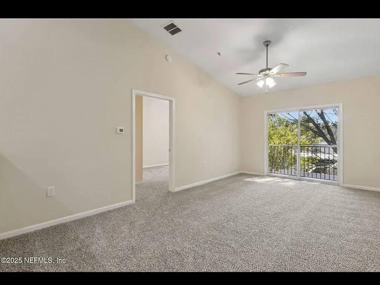 5101 Playpen Dr #14 — Photo 6