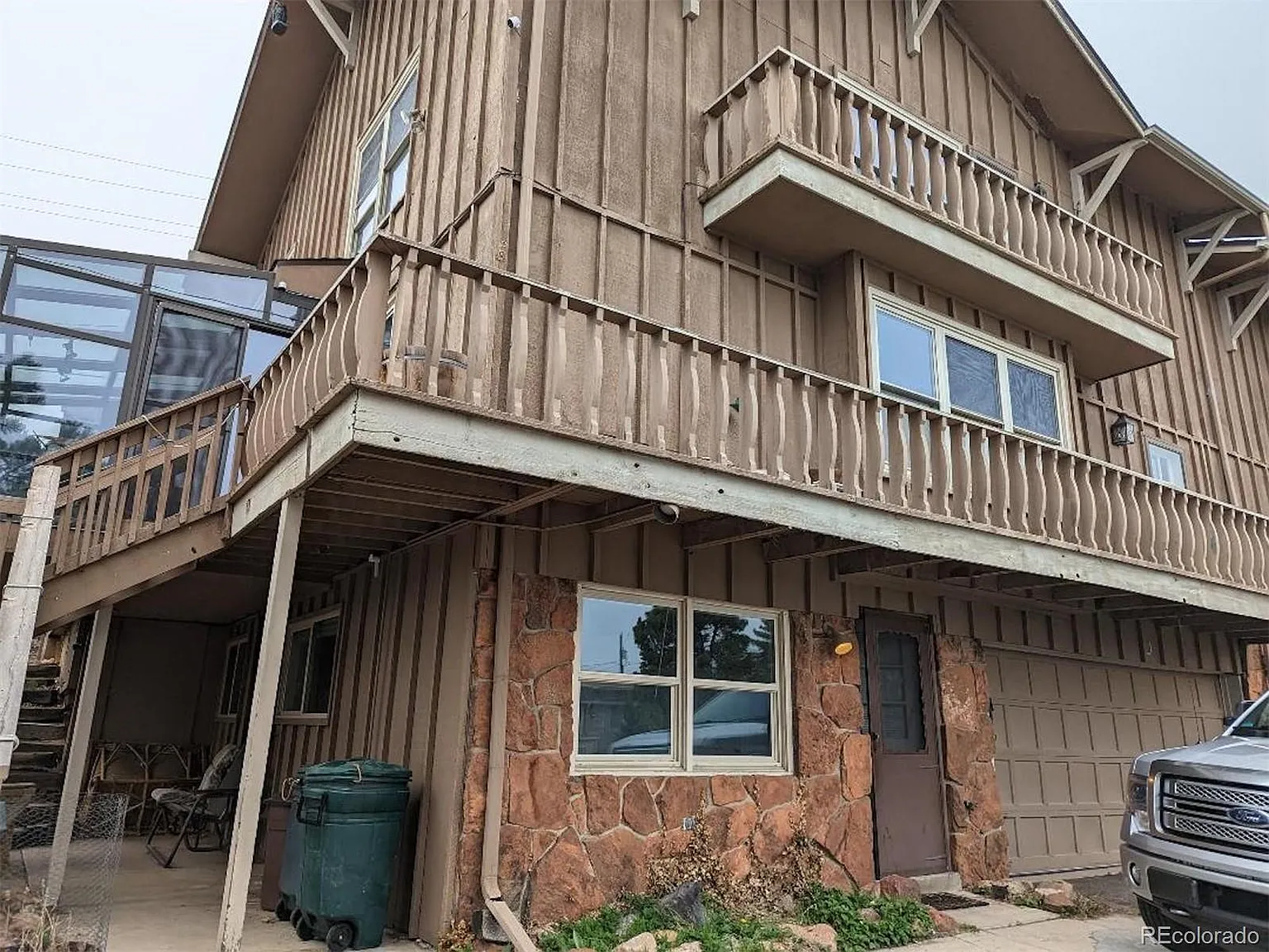 3 bed, 2.5 bath, 1200 sqft, $3,000 — Photo 2