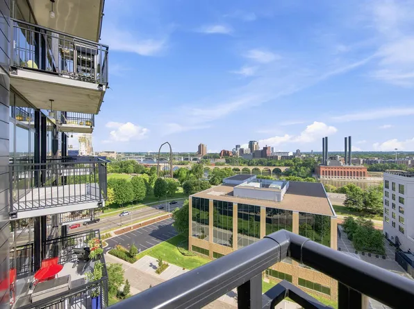 1120 S 2nd St APT 903, Minneapolis, MN 55415
