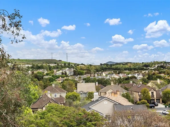 34 Three Vines Ct, Ladera Ranch, CA 92694