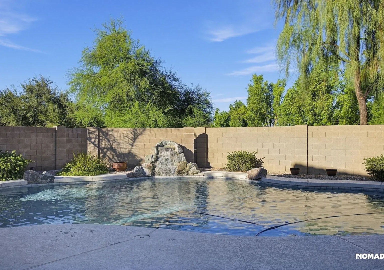 4BR Gilbert House on Oversized Lot — Photo 2