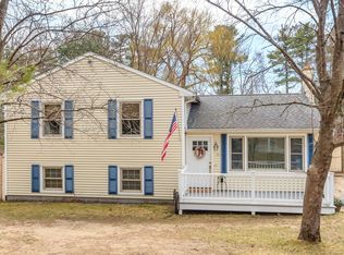 31 Hassel Brook Rd, Nashua, NH 03060