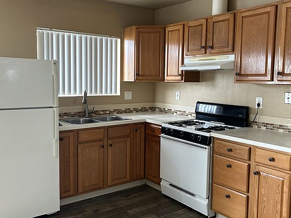 3rd image of 4154 39th St APT 8