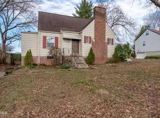 1909 Crest Rd, Maryville, TN 37804