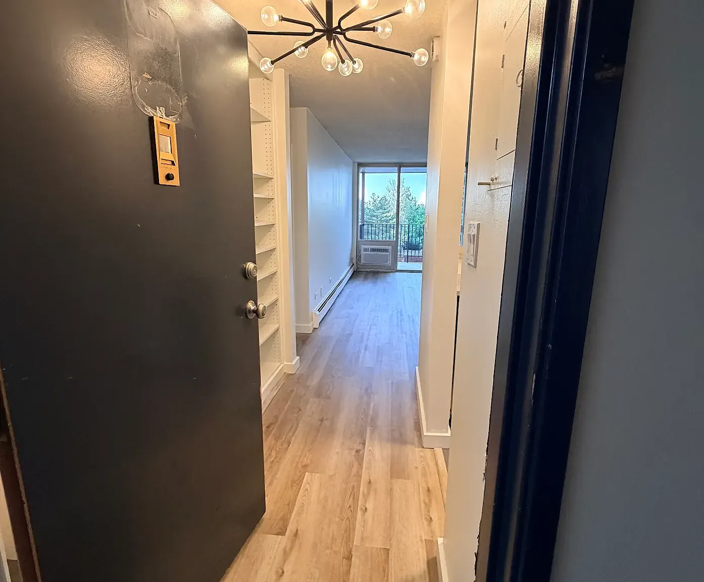 1 bed, 648 sqft, $1,400 — Photo 1