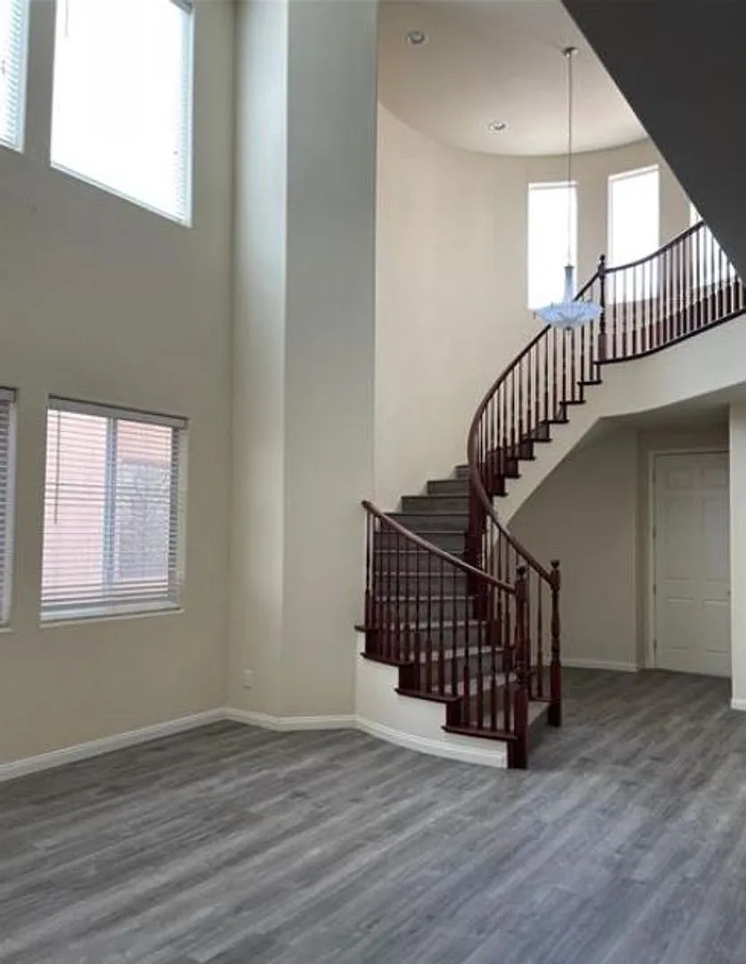 Move-In Special! First Month's Rent Free! Move In By September 17, 2026, And Your First Month's R... — Photo 4