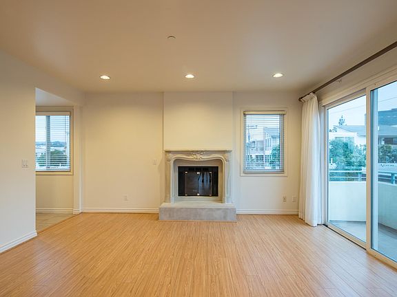2nd image of 11824 Darlington Ave #Penthouse 3