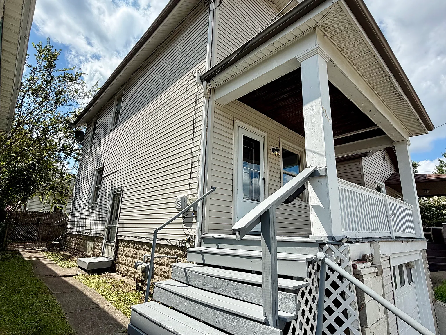 4341 Huntington Ave — Photo 2