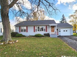 11 Leon Pl, Fredonia, NY 14063