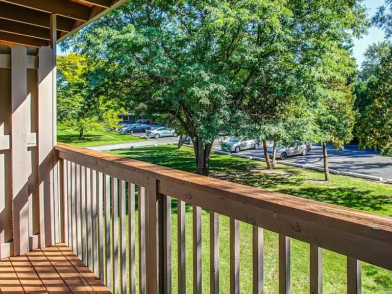 Cedar Creek Apartments — Photo 36