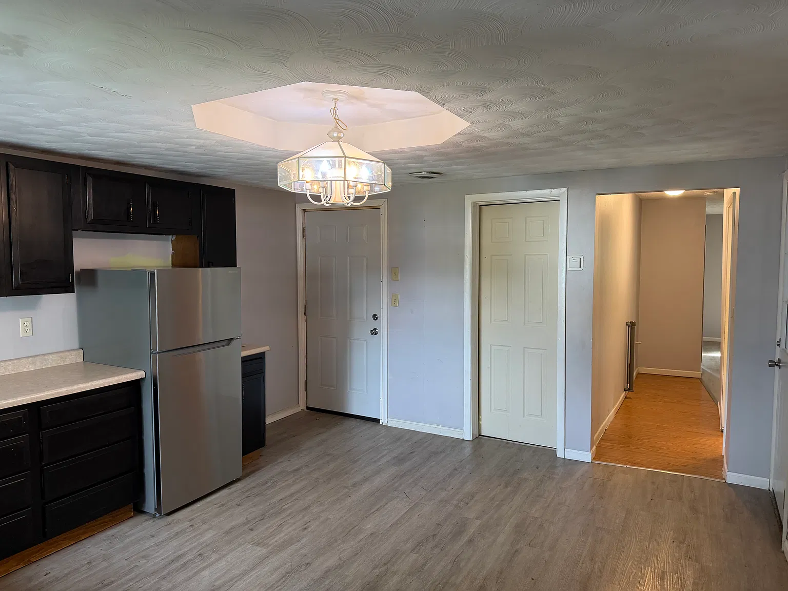 3 bed, 1244 sqft, $1,000 — Photo 4