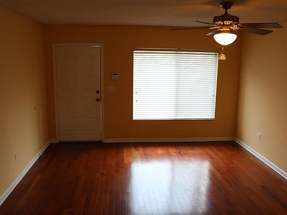 4th image of 2211 Fluorshire Dr