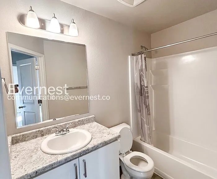 945 Technology Ct — Photo 12