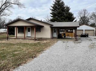 20 E Kennedy St, Chrisney, IN 47611