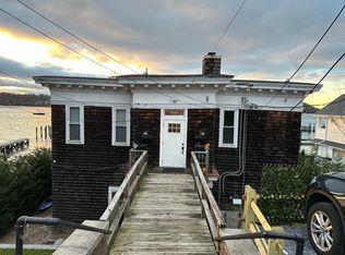 137 Woodbine Ave APT 2, Northport, NY 11768