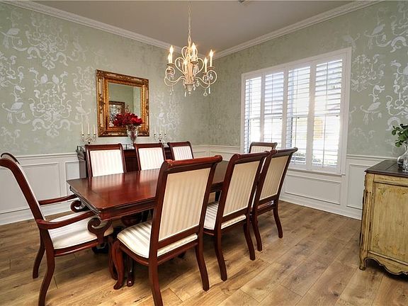 5th image of 1044 Avenida Sonoma