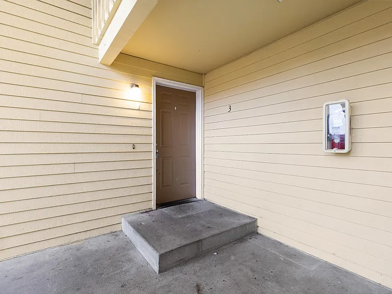 18461 Killarney Cir #3 — Photo 19
