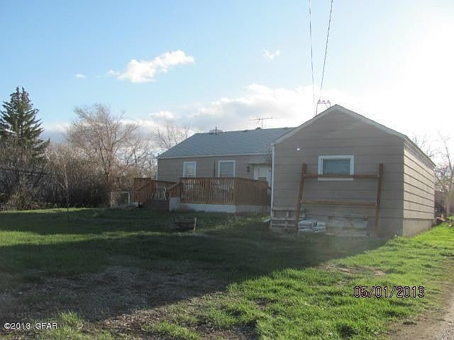 2nd image of 107 1st Ave NE