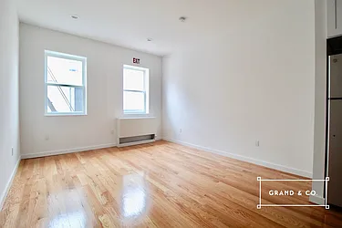 427 Knickerbocker Avenue