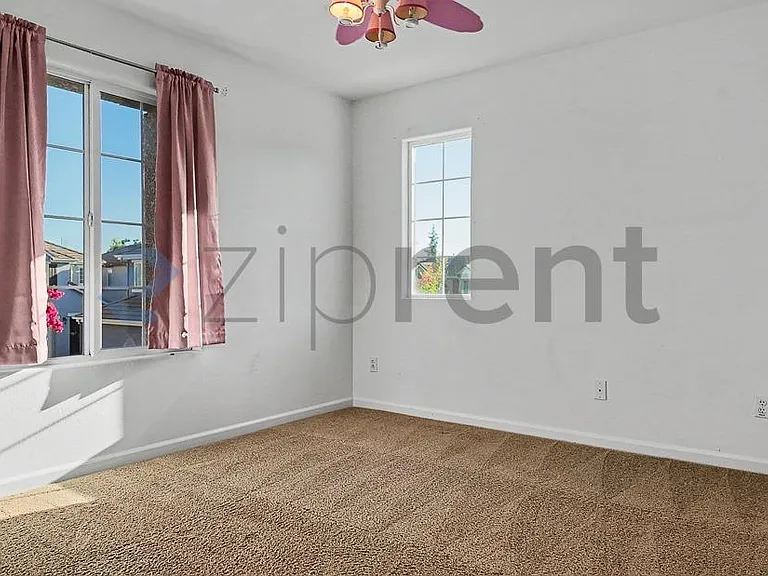 8464 Roseto Rd — Photo 23