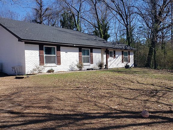 3rd image of 2092 Kent Rd