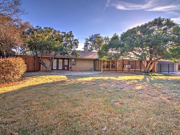 3763 Vinecrest Dr — Photo 33