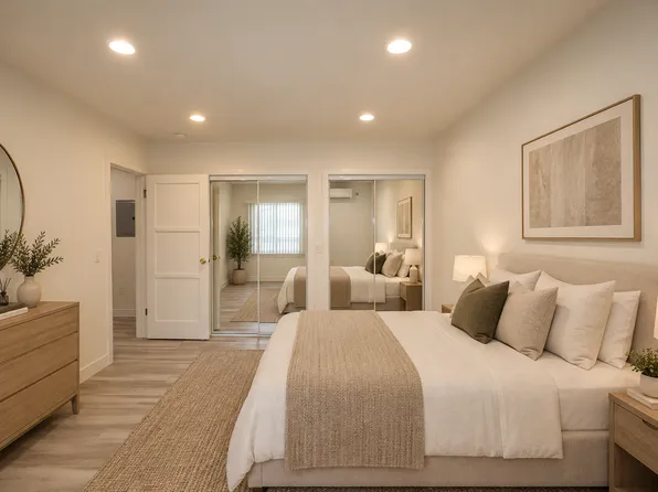 14537 Dickens St, Sherman Oaks, CA 91403