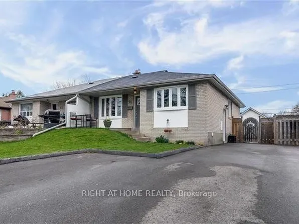 94 Emperor St, Ajax, ON L1S 1N2