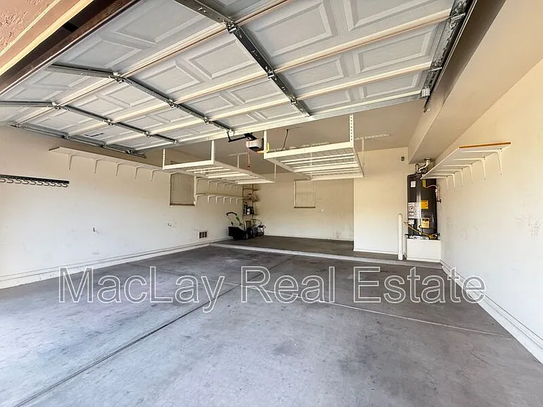 19641 E Carriage Way — Photo 27