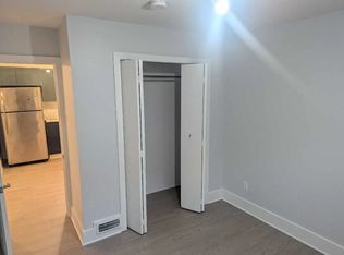 662 Shane St #2, Ottawa, ON K1K1E9