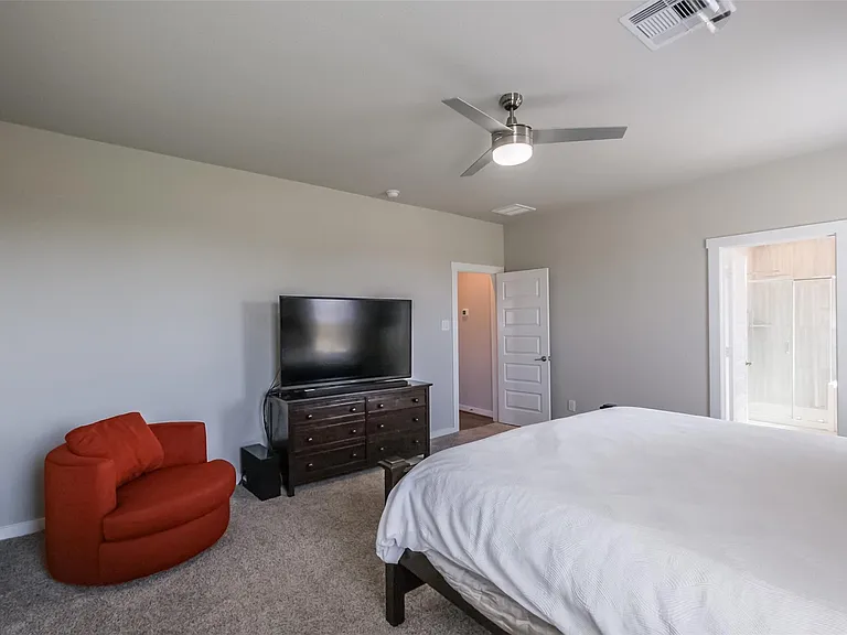 28635 Hazel Trl — Photo 18