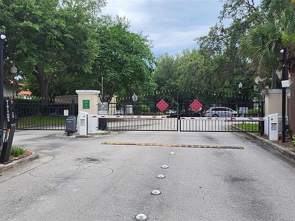 2nd image of 1224 S Hiawassee Rd APT 631
