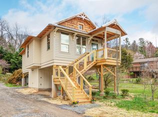 385 Stratford Rd, Asheville, NC 28804