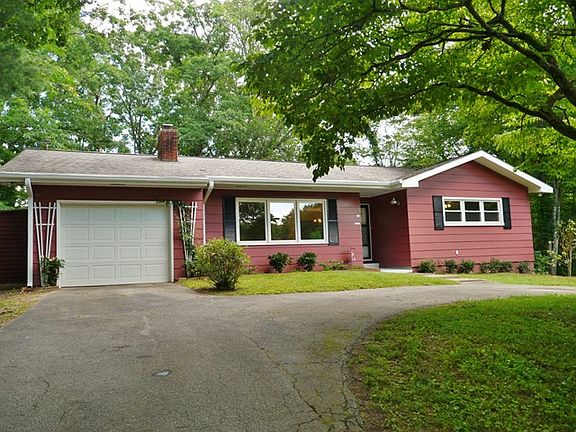 2nd image of 398 Lakeshore Dr